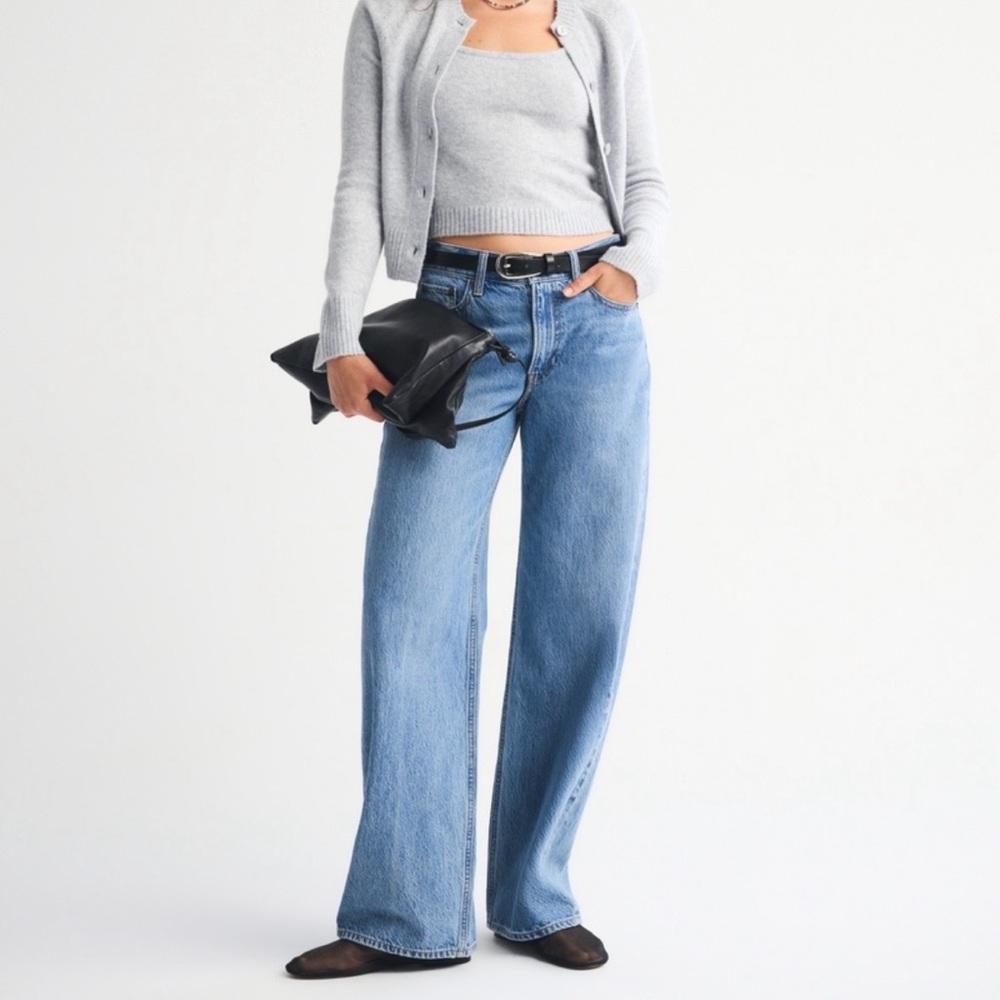 Low Rise Ultra Loose Jeans